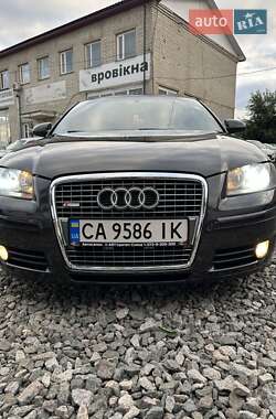 Хэтчбек Audi A3 2005 в 