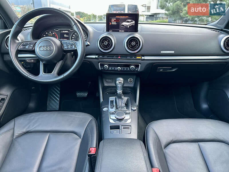 Седан Audi A3 2020 в Киеве
