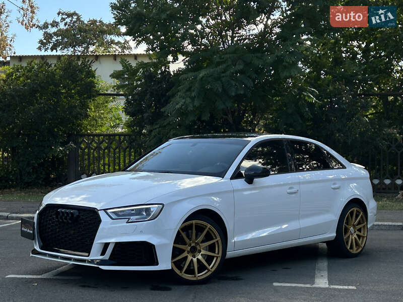 Хетчбек Audi A3 2016 в Миколаєві