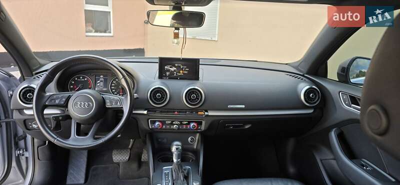 Седан Audi A3 2018 в Бродах