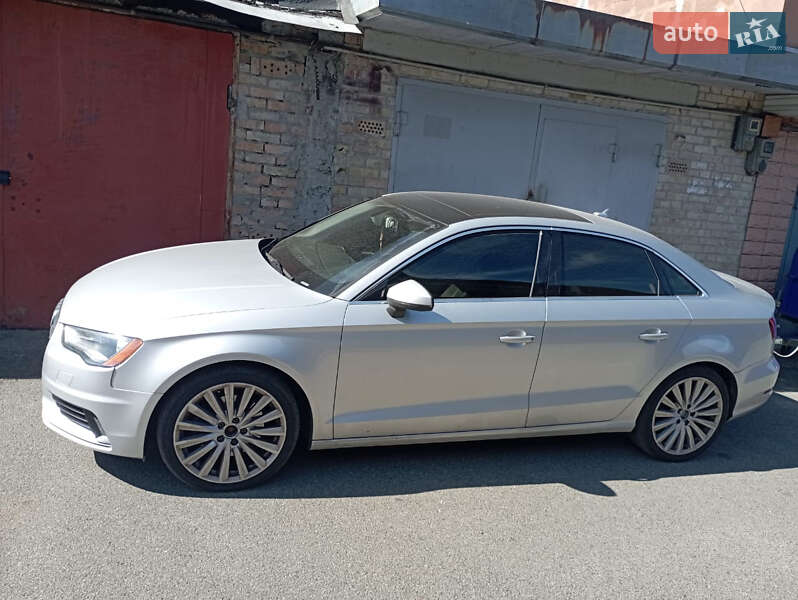 Седан Audi A3 2014 в Києві