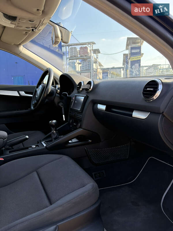 Хэтчбек Audi A3 2006 в Дубно