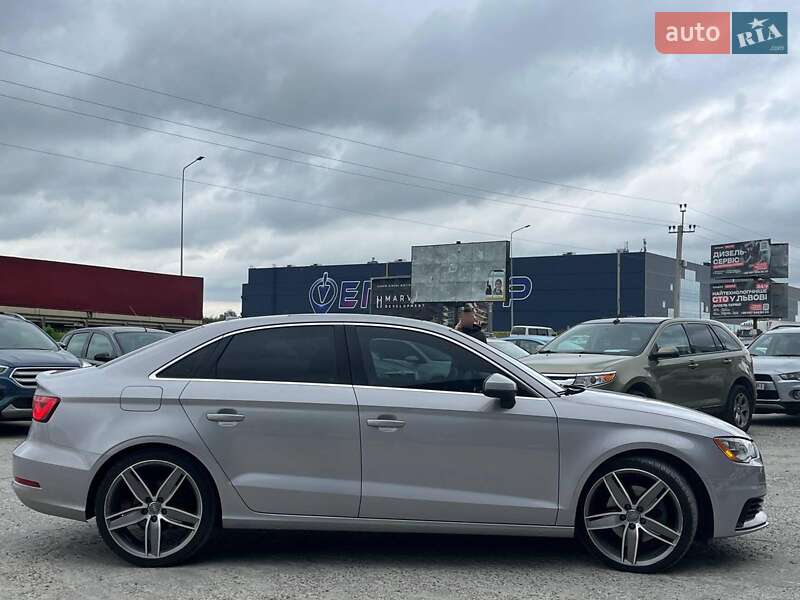 Седан Audi A3 2014 в Львове
