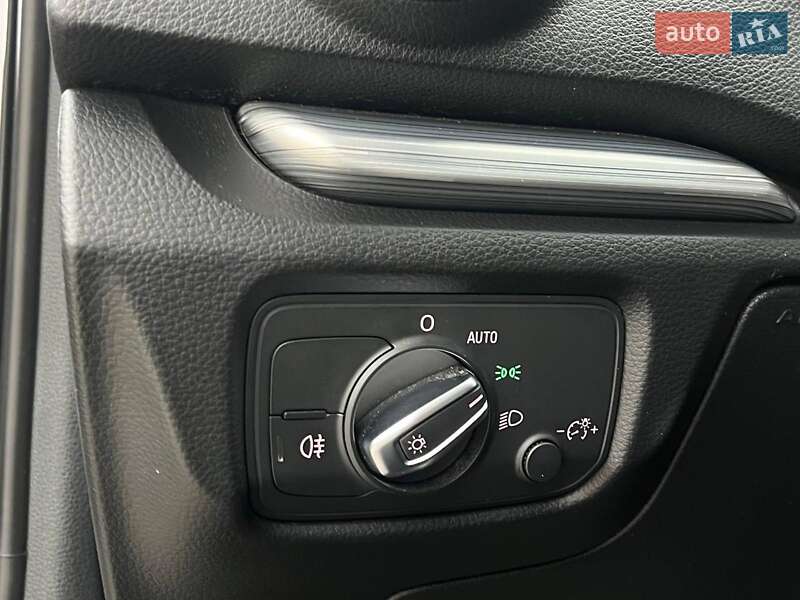 Седан Audi A3 2014 в Львове