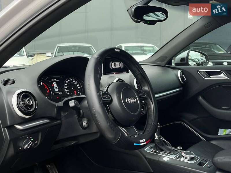 Седан Audi A3 2014 в Львове