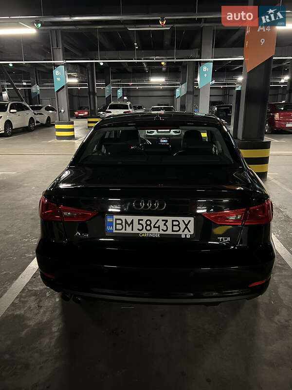 Седан Audi A3 2015 в Киеве