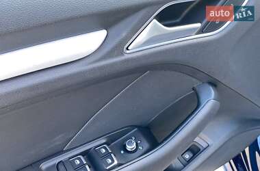 Хэтчбек Audi A3 2016 в 