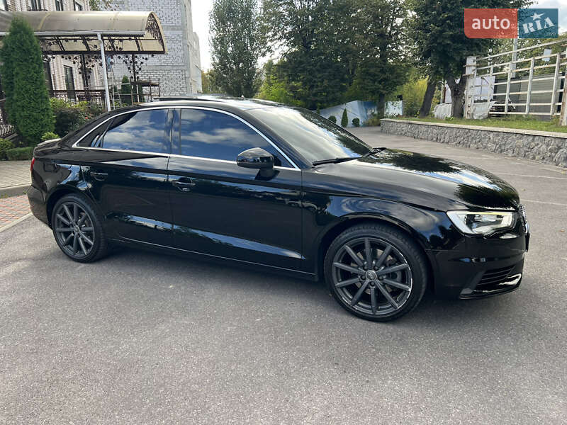 Седан Audi A3 2014 в Вінниці
