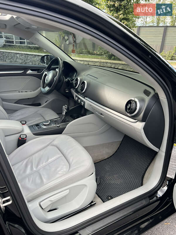 Седан Audi A3 2014 в Вінниці