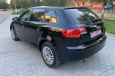 Хэтчбек Audi A3 2007 в 