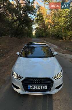 Седан Audi A3 2017 в 
