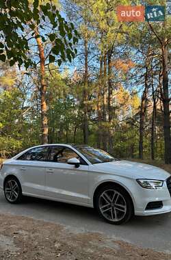 Седан Audi A3 2017 в 