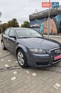 Хетчбек Audi A3 2007 в 