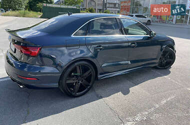 Седан Audi A3 2017 в 