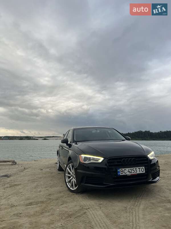 Седан Audi A3 2015 в 