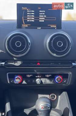 Хэтчбек Audi A3 2015 в 