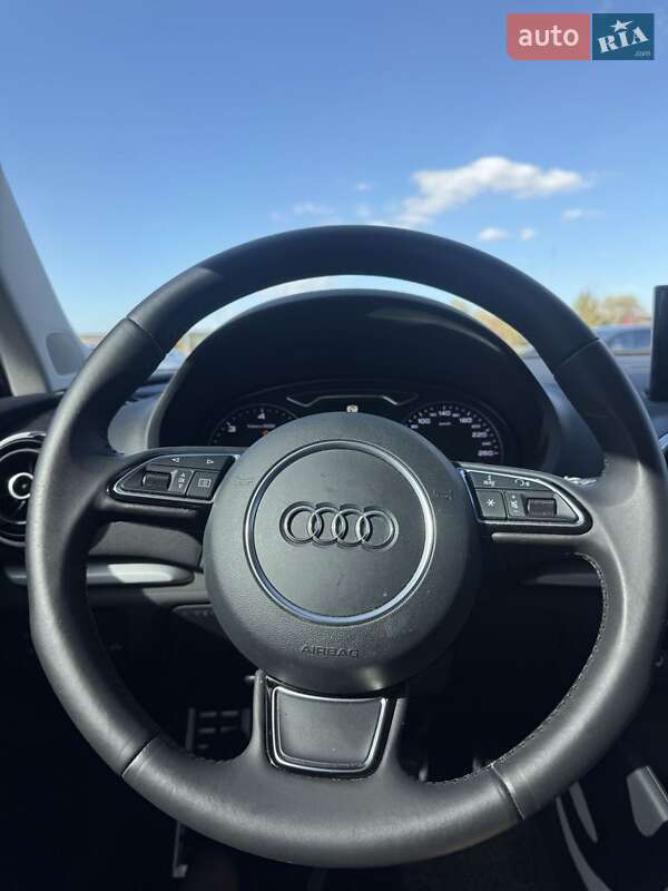 Хетчбек Audi A3 2015 в Києві