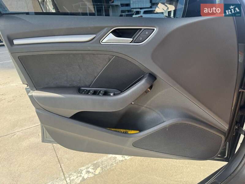 Хетчбек Audi A3 2015 в Києві