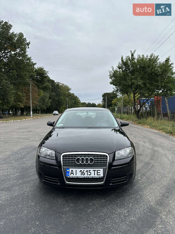 Хетчбек Audi A3 2008 в 