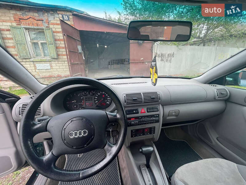 Хэтчбек Audi A3 1997 в Харькове