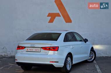 Седан Audi A3 2016 в 