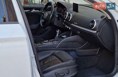 Седан Audi A3 2016 в 