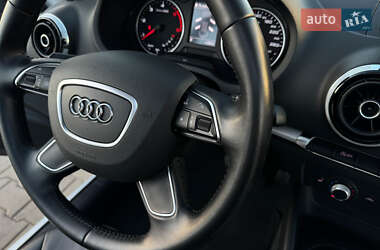 Седан Audi A3 2015 в 