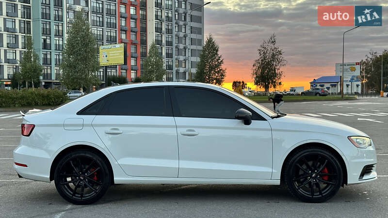 Седан Audi A3 2015 в Киеве