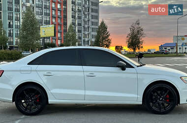 Седан Audi A3 2015 в 