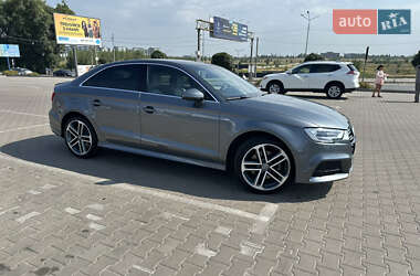 Седан Audi A3 2017 в 