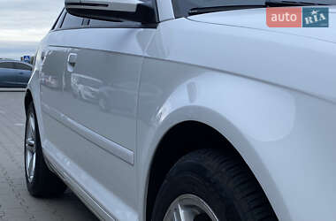 Хетчбек Audi A3 2009 в 