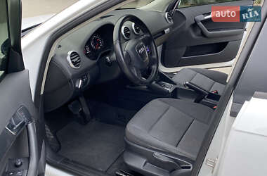 Хетчбек Audi A3 2009 в 