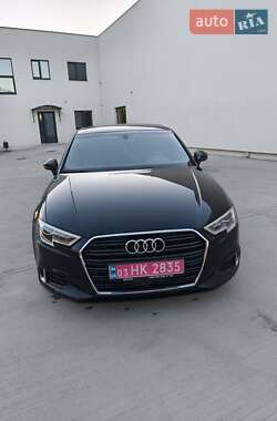 Седан Audi A3 2017 в 