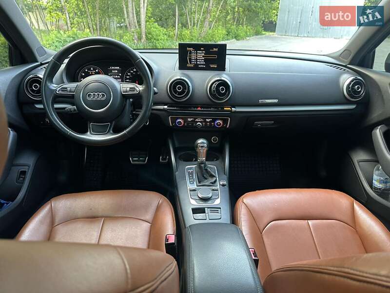 Седан Audi A3 2015 в Харькове