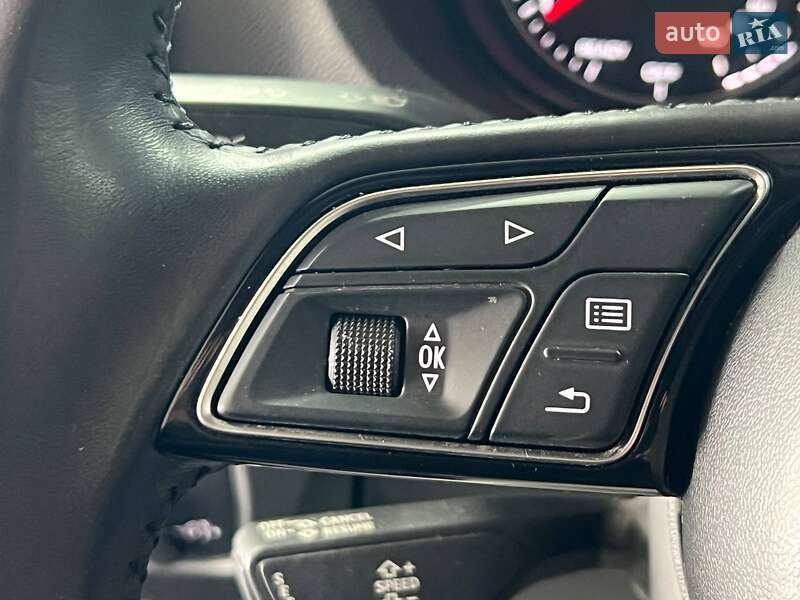 Седан Audi A3 2019 в Одессе