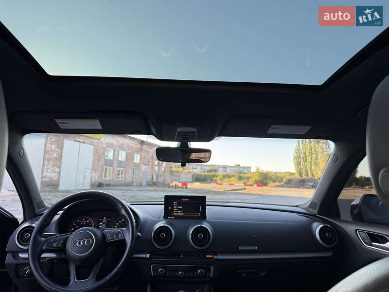 Седан Audi A3 2017 в Пирятині