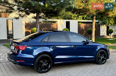 Седан Audi A3 2015 в 