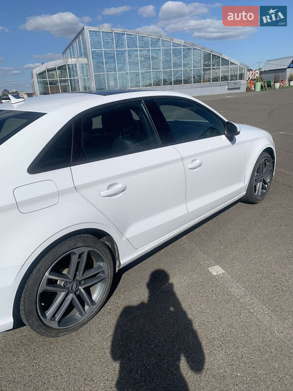 Седан Audi A3 2018 в Києві