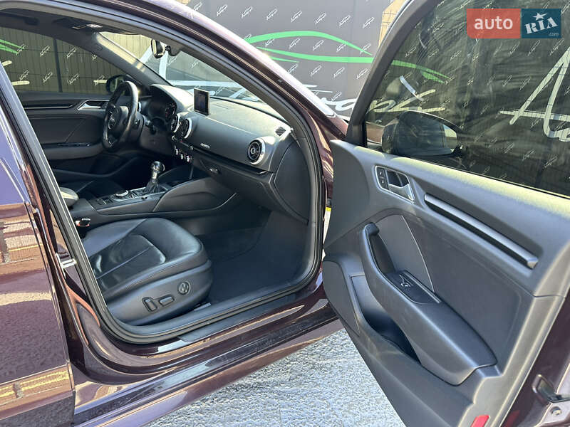 Седан Audi A3 2014 в Киеве