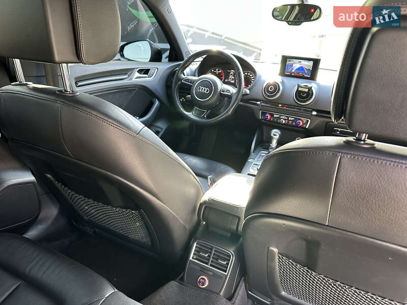 Седан Audi A3 2014 в Киеве