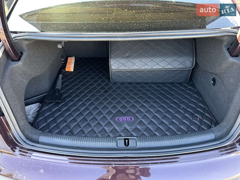 Седан Audi A3 2014 в Киеве