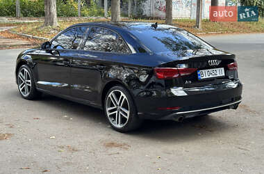 Седан Audi A3 2016 в 