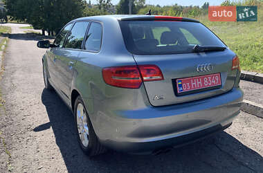 Хэтчбек Audi A3 2012 в 