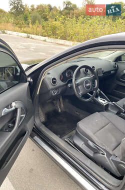 Хэтчбек Audi A3 2003 в 