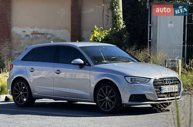 Хэтчбек Audi A3 2018 в 