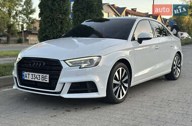 Седан Audi A3 2017 в Ивано-Франковске