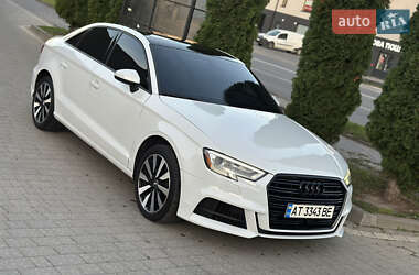 Седан Audi A3 2017 в Ивано-Франковске