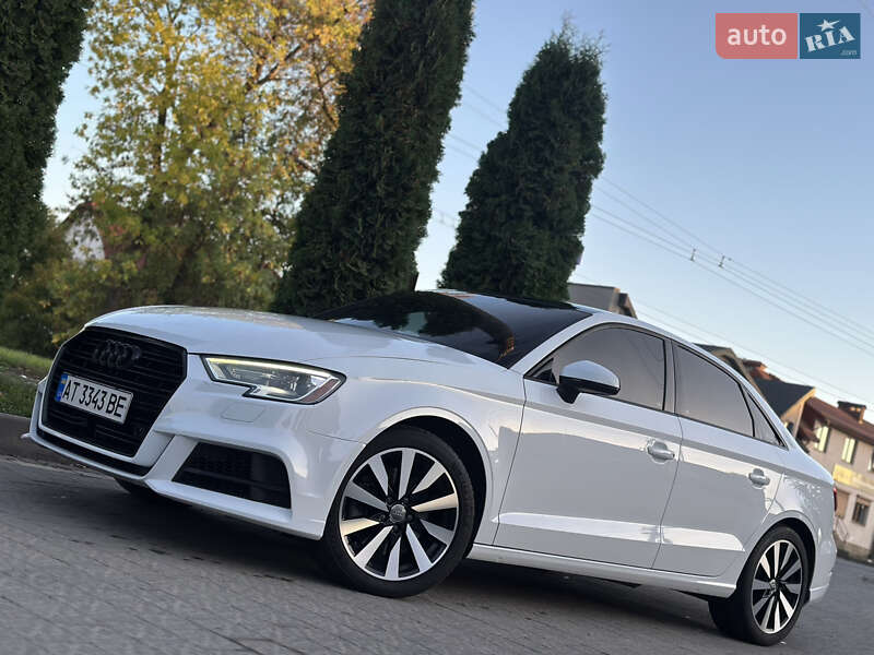 Седан Audi A3 2017 в Івано-Франківську