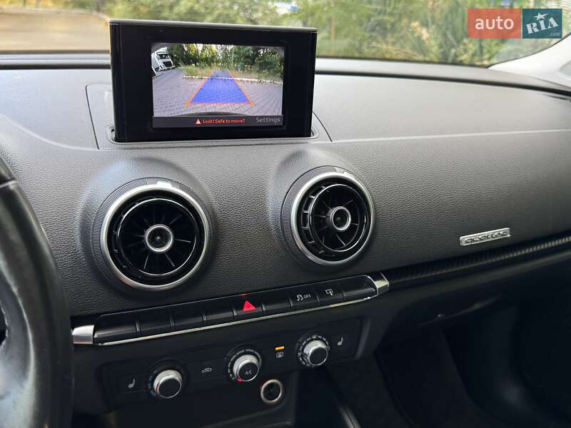 Седан Audi A3 2014 в Одессе