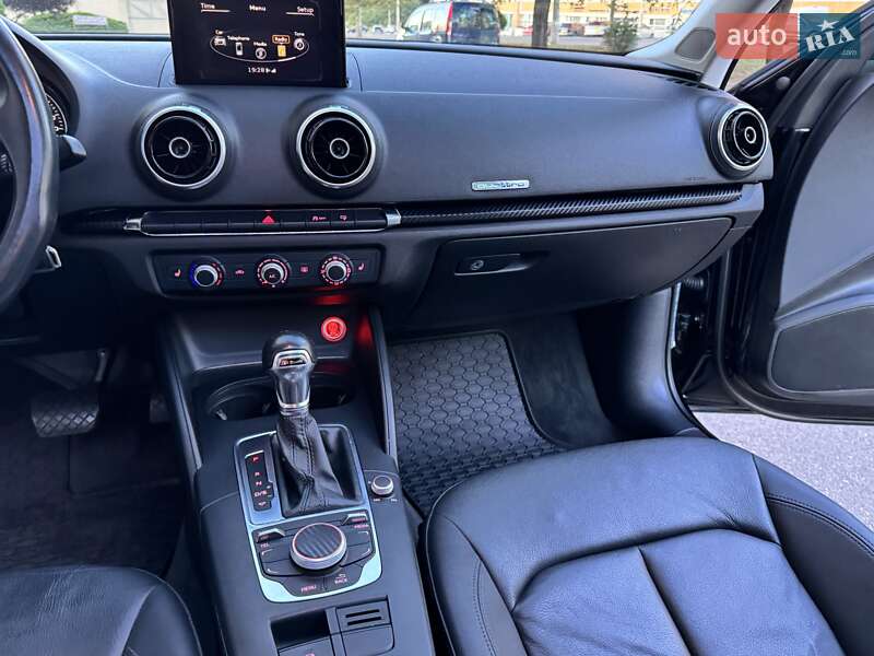 Седан Audi A3 2014 в Одессе